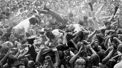 ¿Por qué hacemos pogo? Música, emociones y conexión en los conciertos
